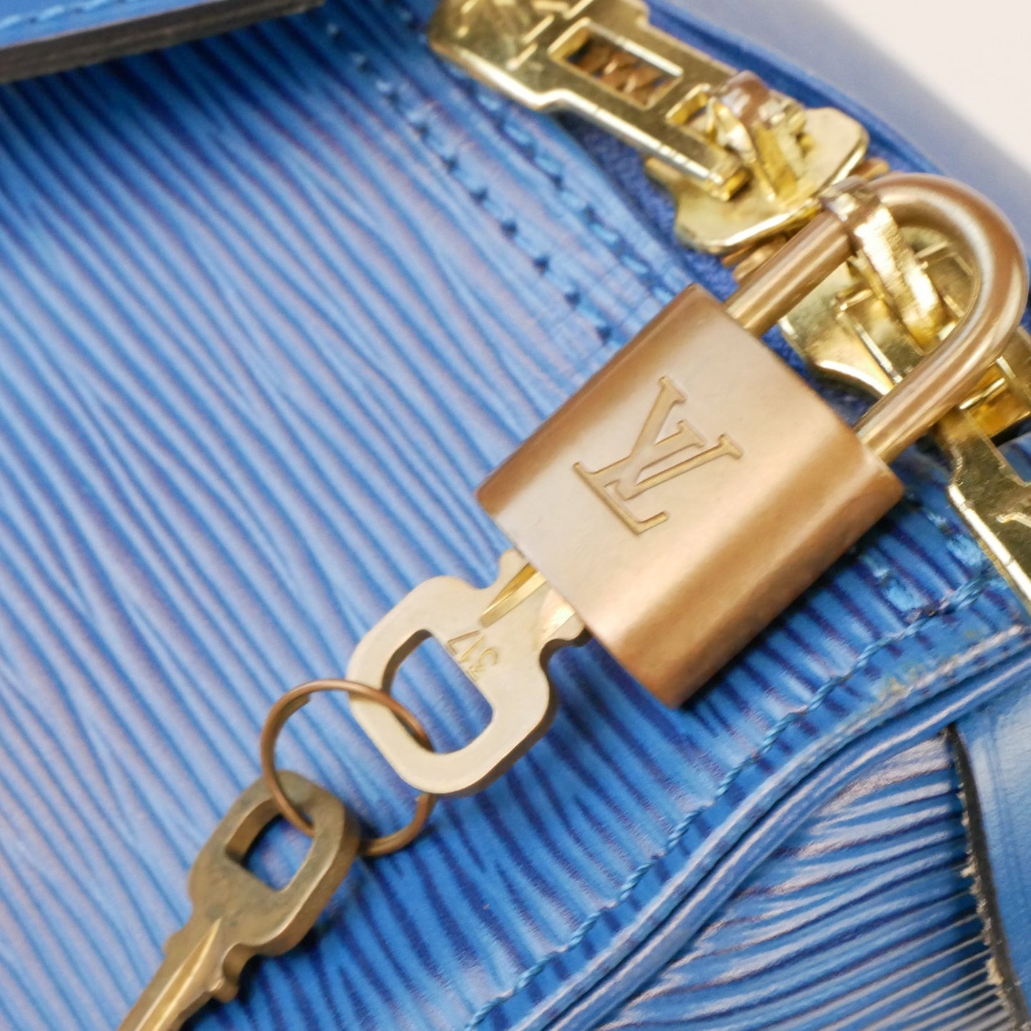 Louis Vuitton Blue Ocean Keepall 50