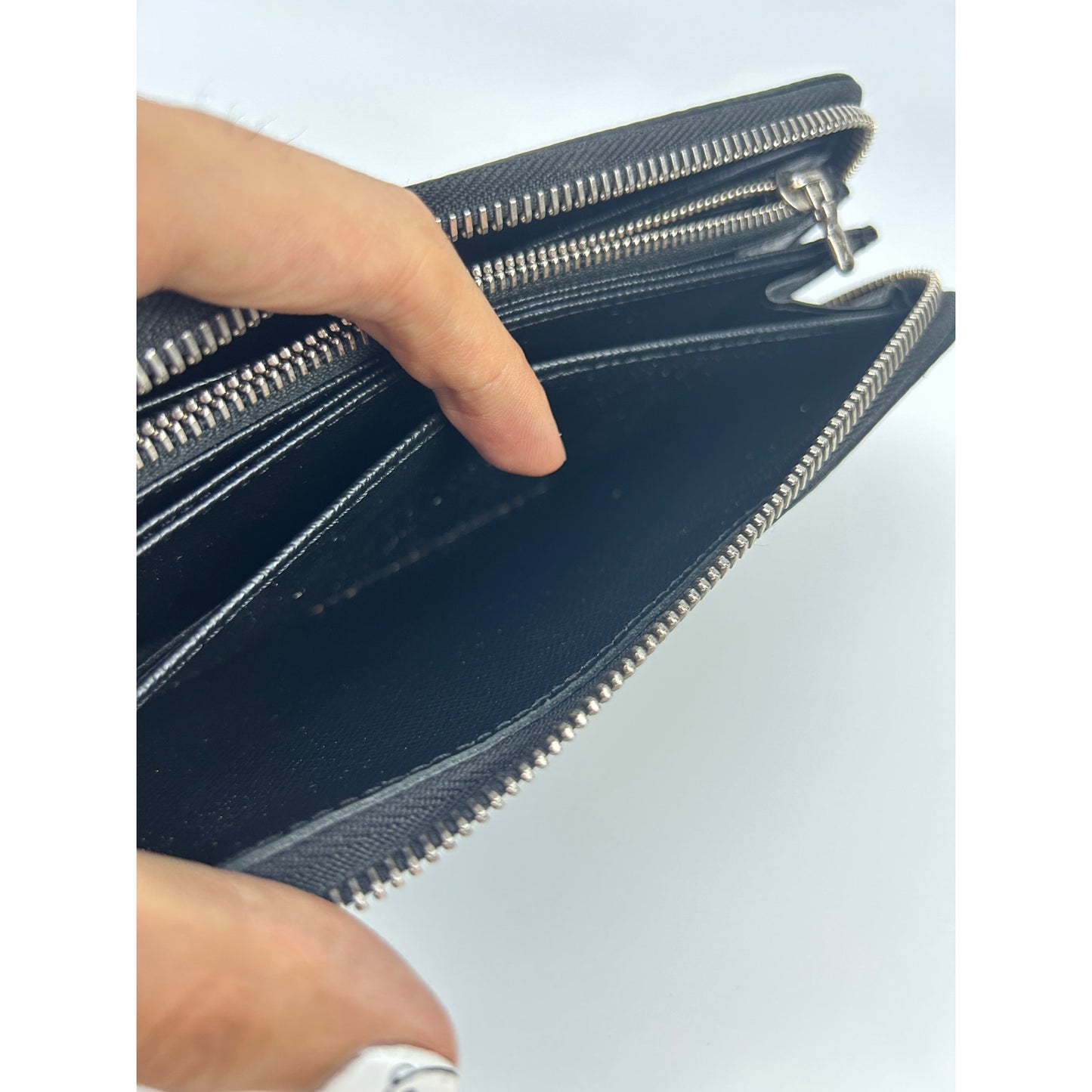 Louis Vuitton Limited Edition Zippy Wallet V Epi Leather