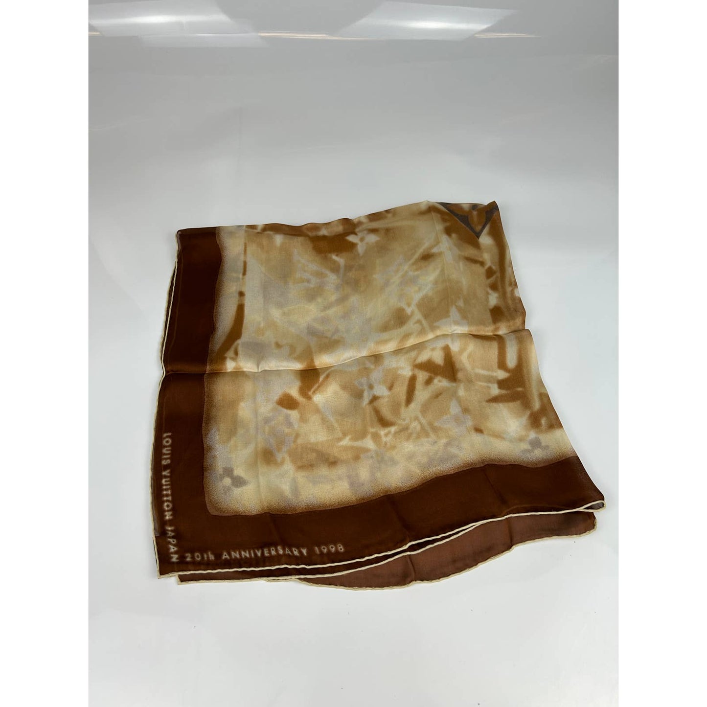 Louis Vuitton Silk Shawl Pure Scarf