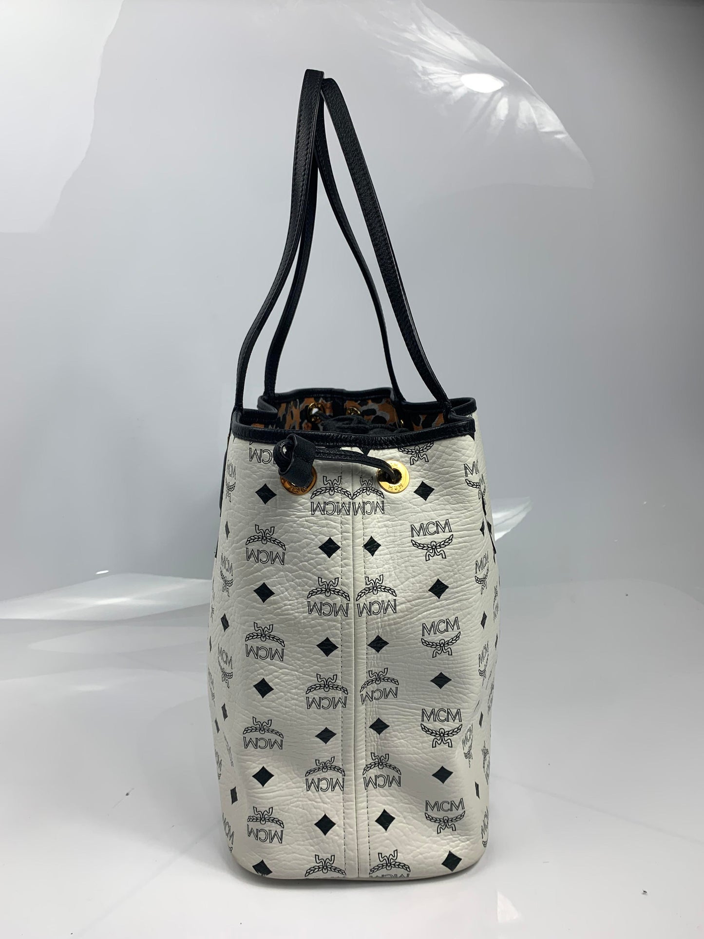 MCM White Visetos Leather Shoulder Hand Bag