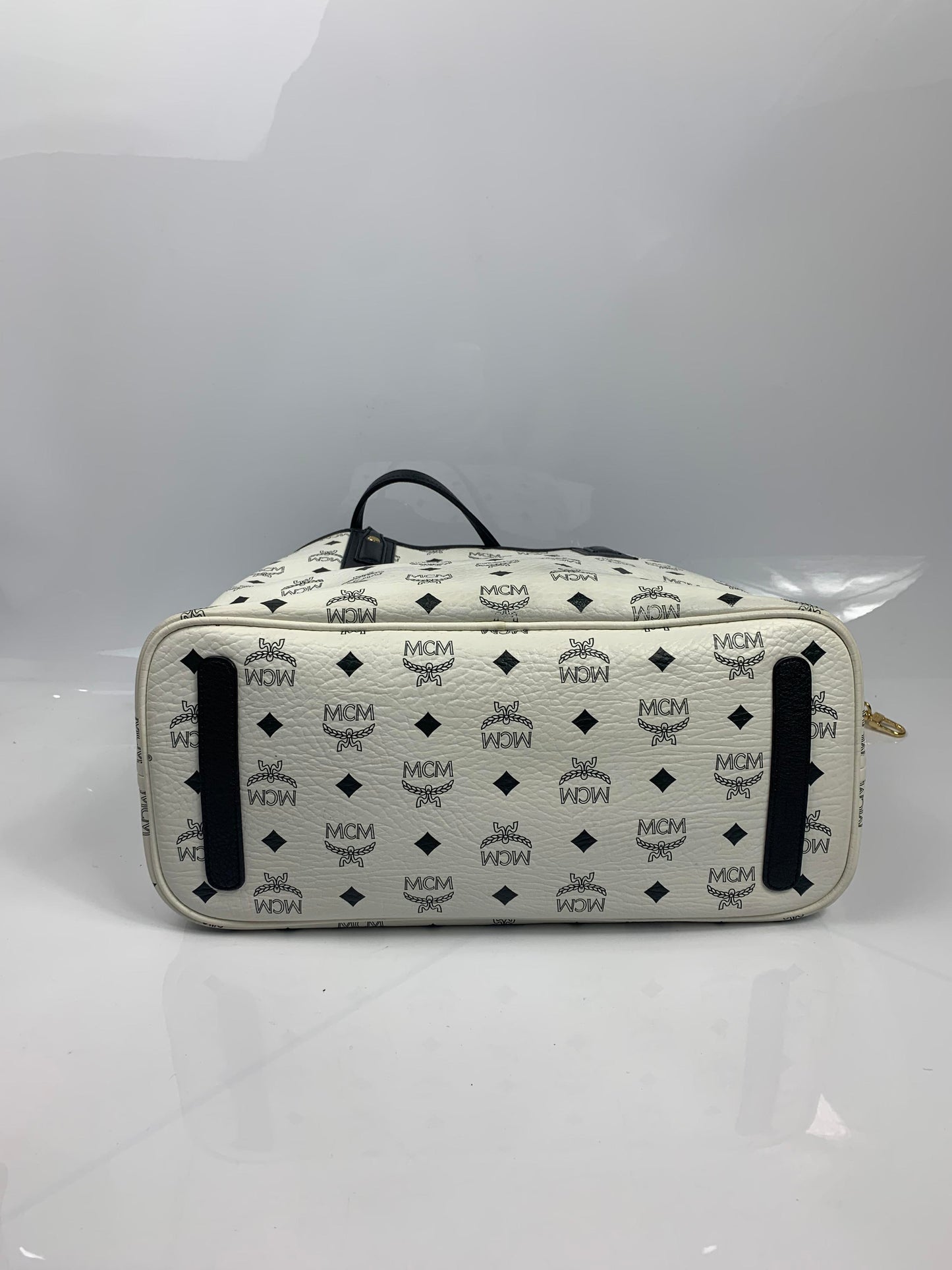 MCM White Visetos Leather Shoulder Hand Bag